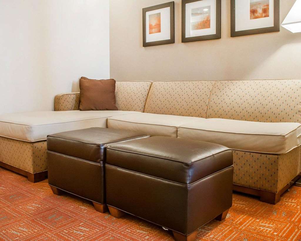 Comfort Suites Farmington - photo 13