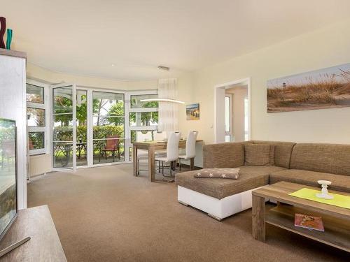 Haus Strelasund Wohnung Nr. 5 — 4-Star Luxury Hotel in Ostseebad Binz, Germany