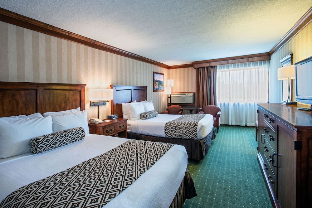 Crowne Plaza Lake Placid - photo 25