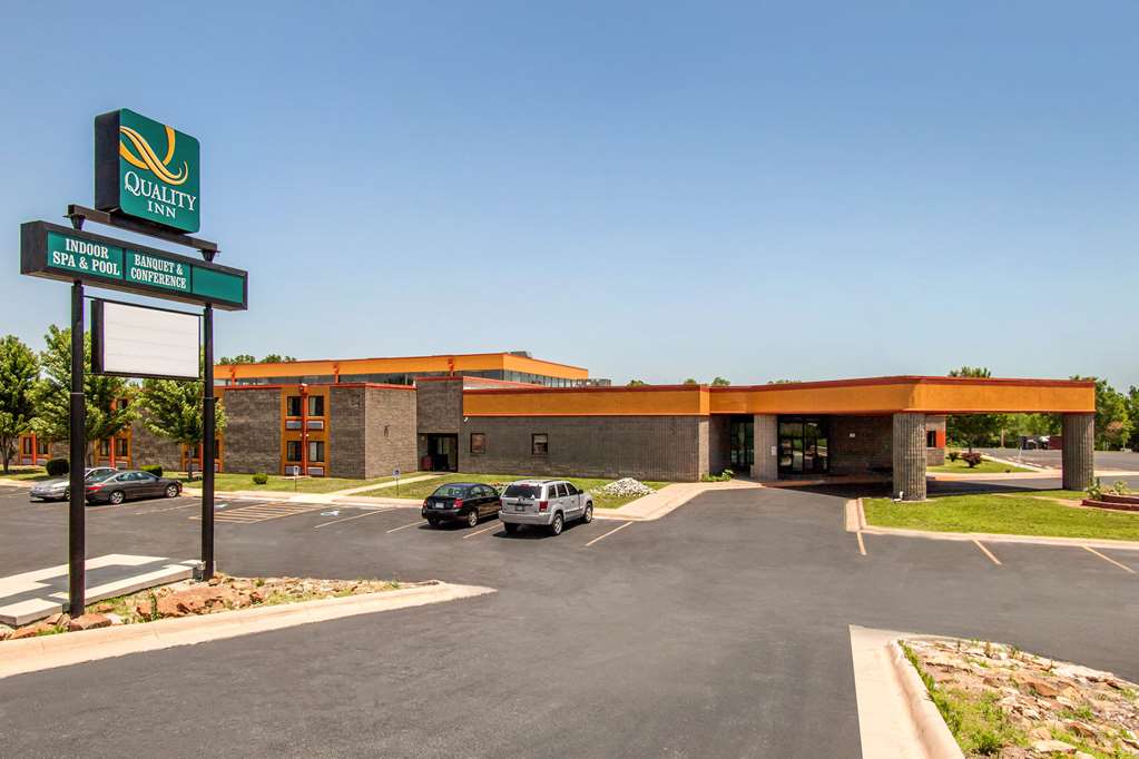 Quality Inn Arkansas City North - photo 2