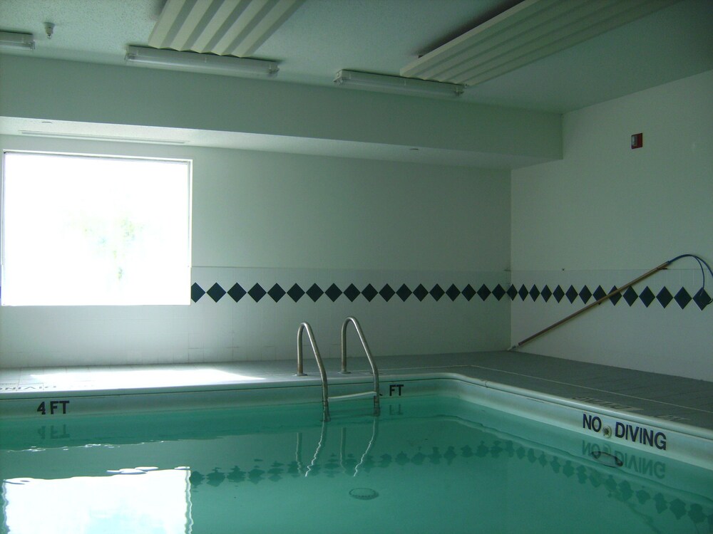Astoria Inn - photo 6