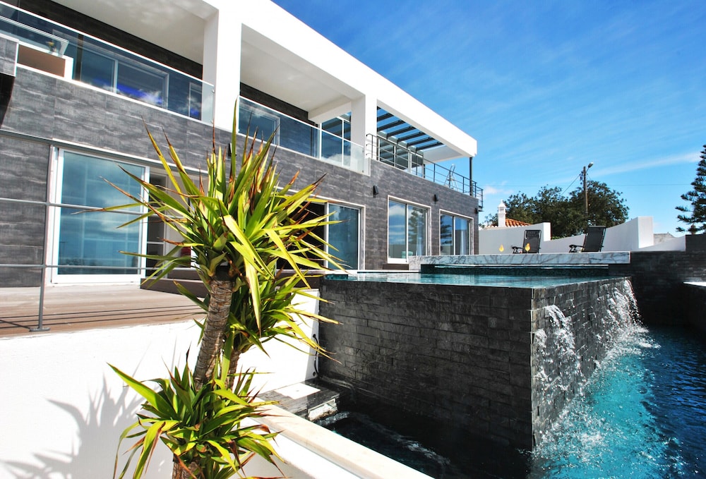 Villa Tahiti — 4-Star Luxury Hotel in Albufeira, Portugal