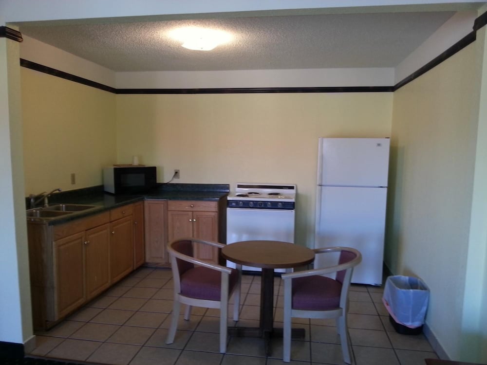 Tower Motel - photo 16