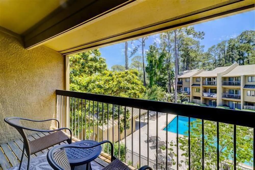 1099 Harbour South Club at The Sea Pines Resort - photo 17