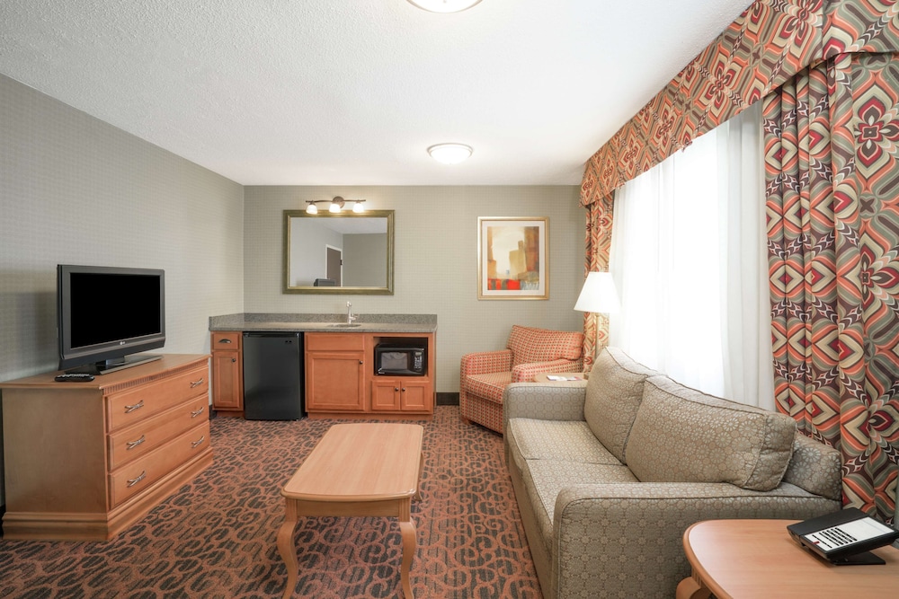Spark by Hilton Bardstown - photo 9