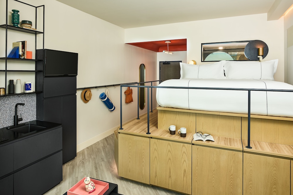Catbird Hotel - photo 13