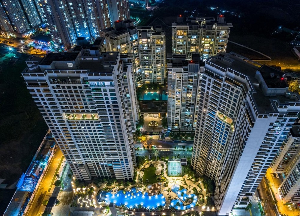 KVG Luxstay West Tower Lumiere Riverside — 5-Star Luxury Hotel in Ho Chi Minh City, Vietnam