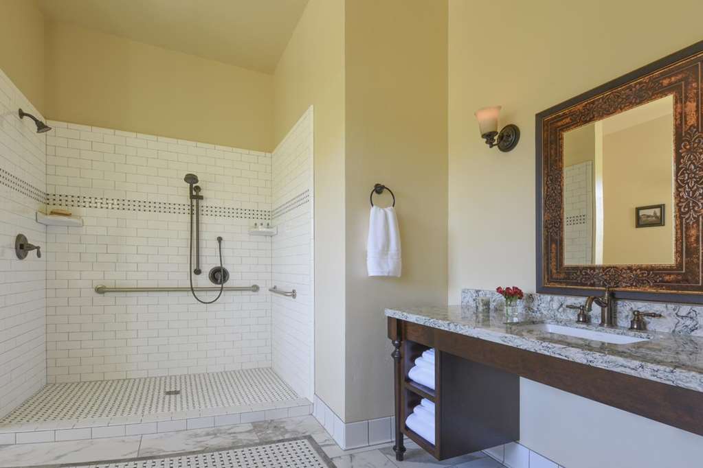 Benbow Historic Inn - photo 47