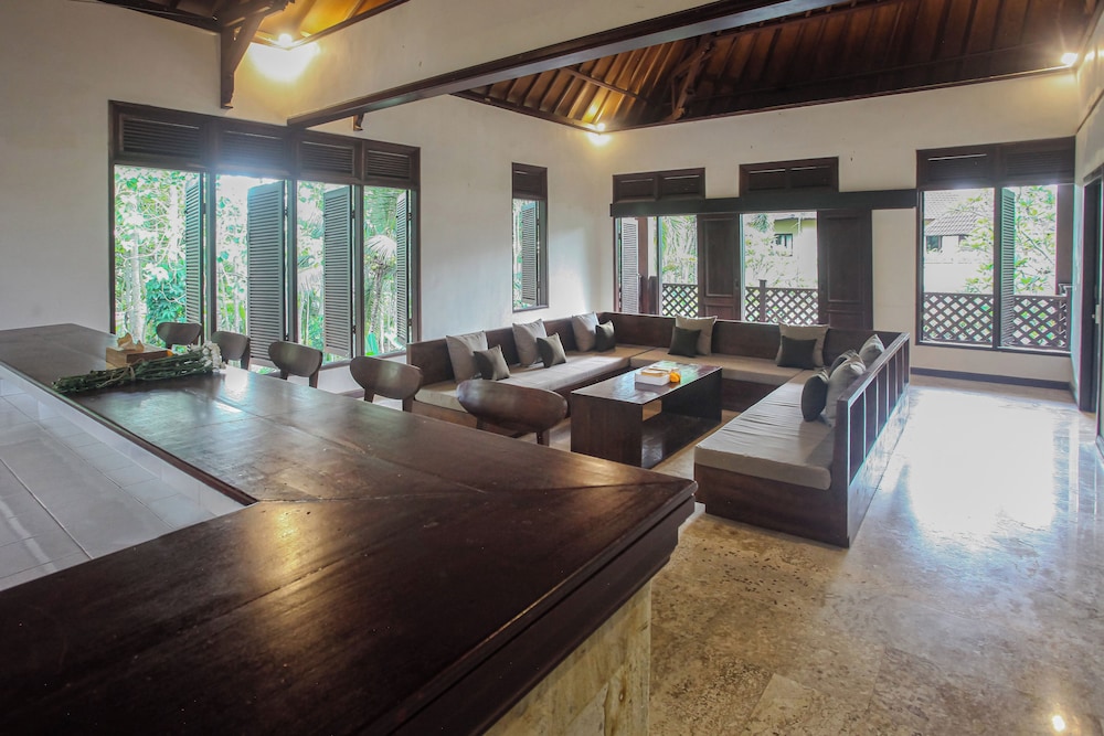 Villa Mia — 4-Star Luxury Hotel in Ubud, Indonesia