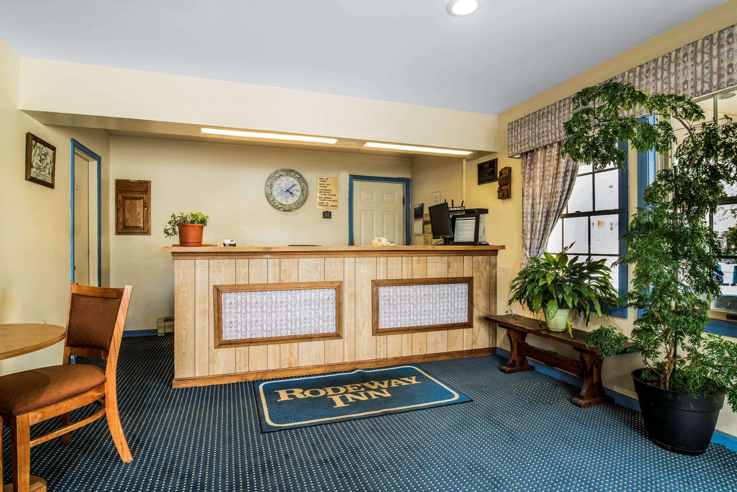 Rodeway Inn Rutland - photo 17