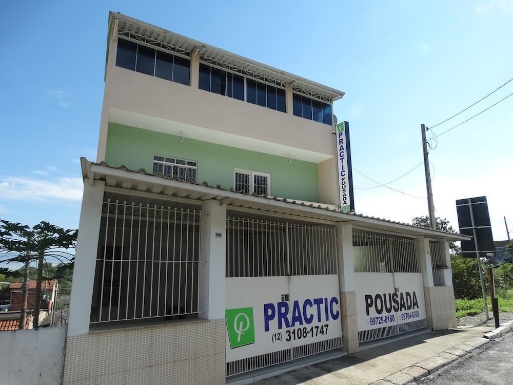 Practic Pousada - carbon neutral hotel in Aparecida