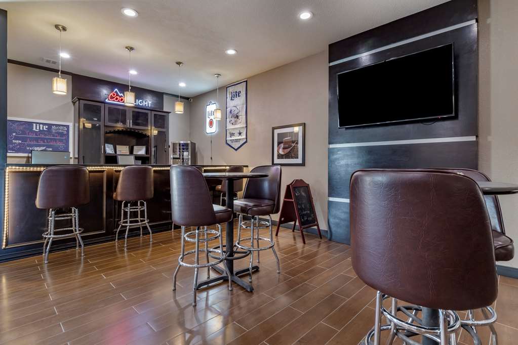 Best Western Plus Big Lake Inn - photo 6