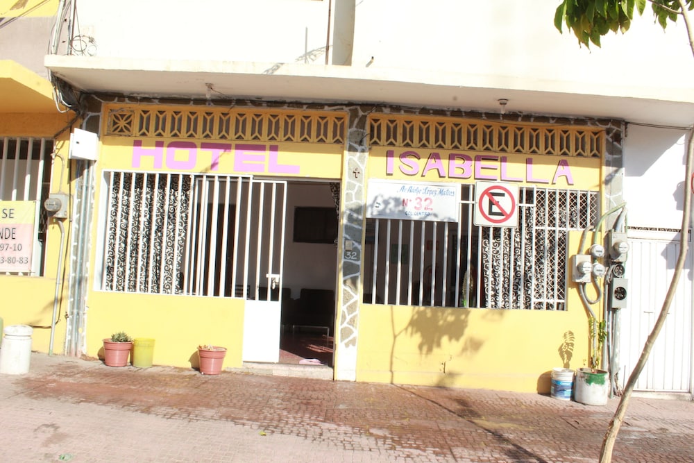 Hotel Isabella — carbon neutral stay, Acapulco De Juarez