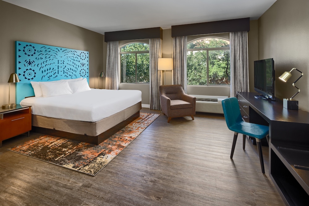 Hotel Indigo San Antonio Riverwalk an IHG Hotel - photo 5