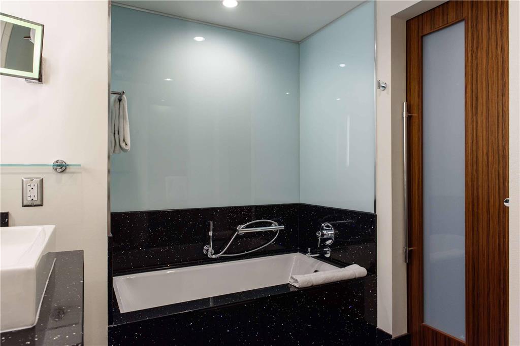 Radisson Blu Mall of America - photo 22