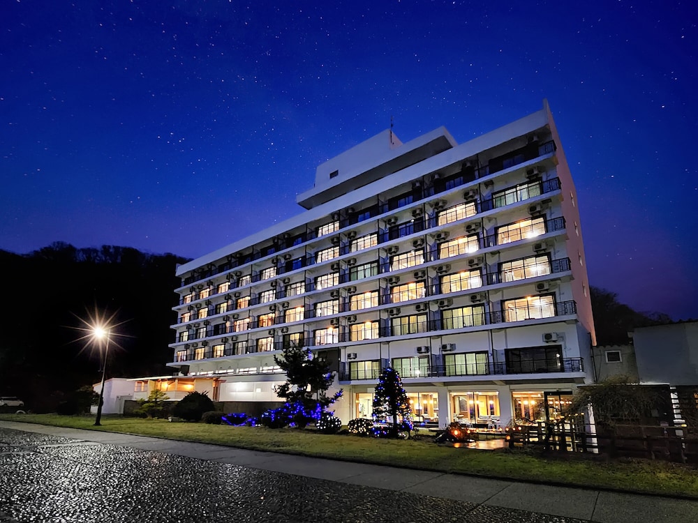 Toya Onsen Hotel Hanabi — hotel in Muroran