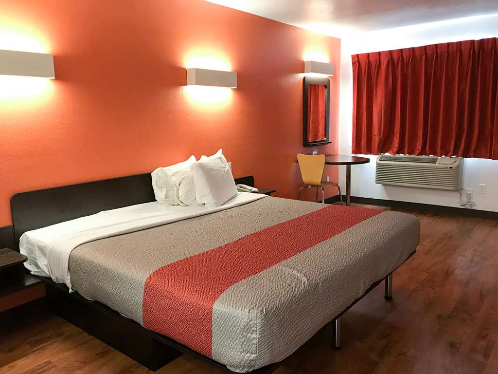 Motel 6 Bremen GA - photo 5