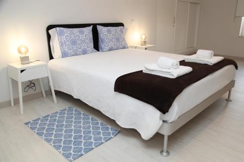 20 da Vila Apartment With Mezzanine With Panoramic Terrace — 4-Star Luxury Hotel in Sao Bartolomeu De Messines, Portugal