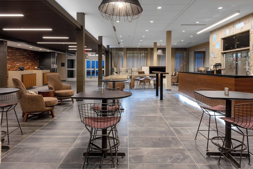 Courtyard by Marriott Indianapolis West Speedway - photo 16