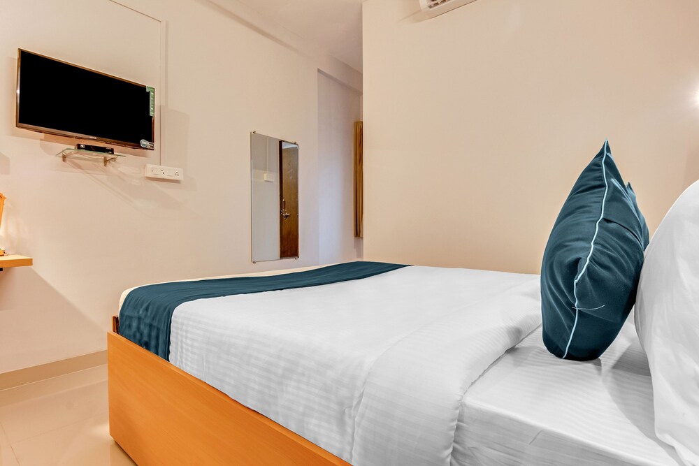 Silverkey Executive Stays 39640 Near Arup Hospital in Pune, India