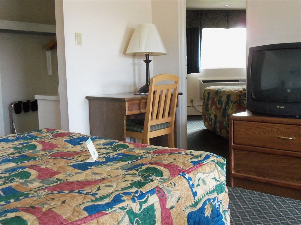Apollo Motor Inn - photo 35