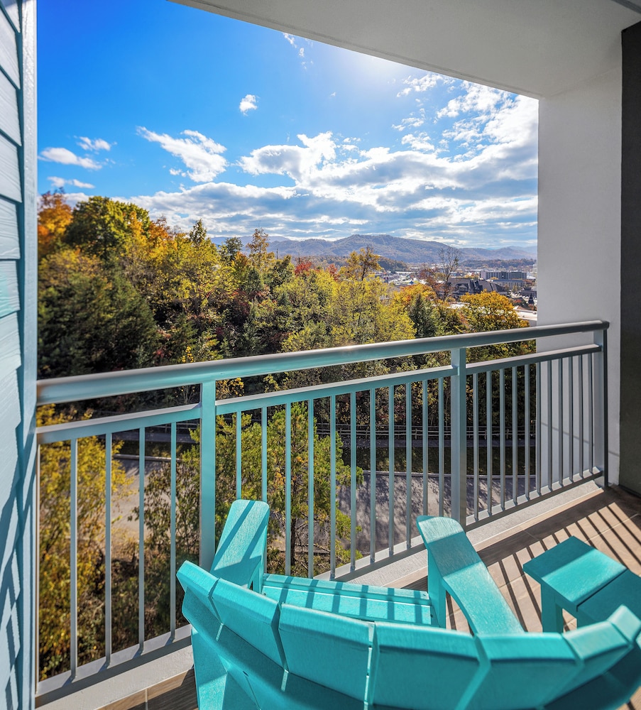 Compass Hotel Pigeon Forge - photo 15