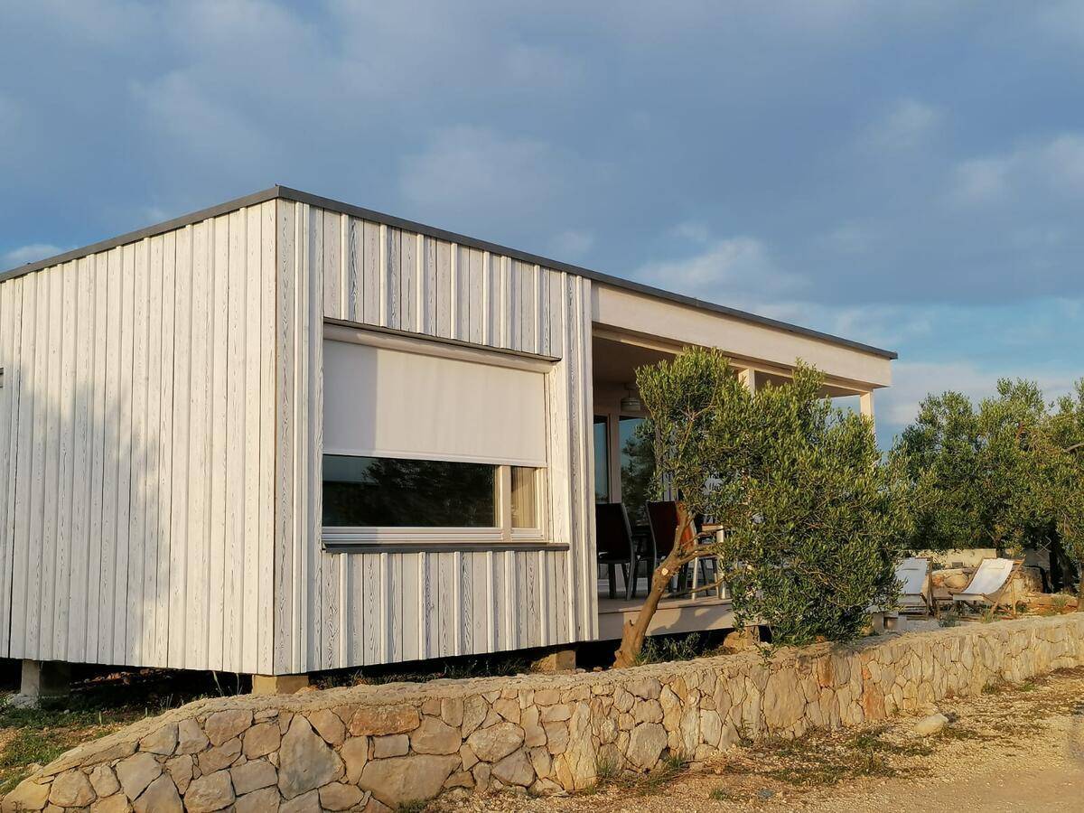 Eco Resort Buqez villa 34 — hotel in Pakostane