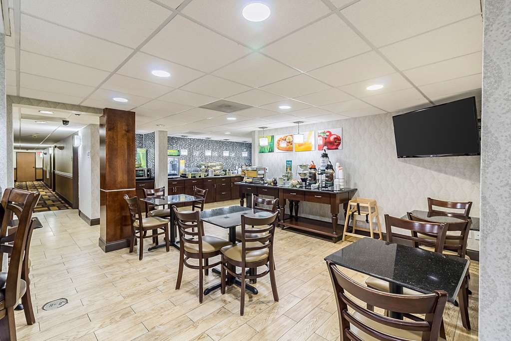 Quality Inn & Suites Arden Hills Saint Paul North - photo 27