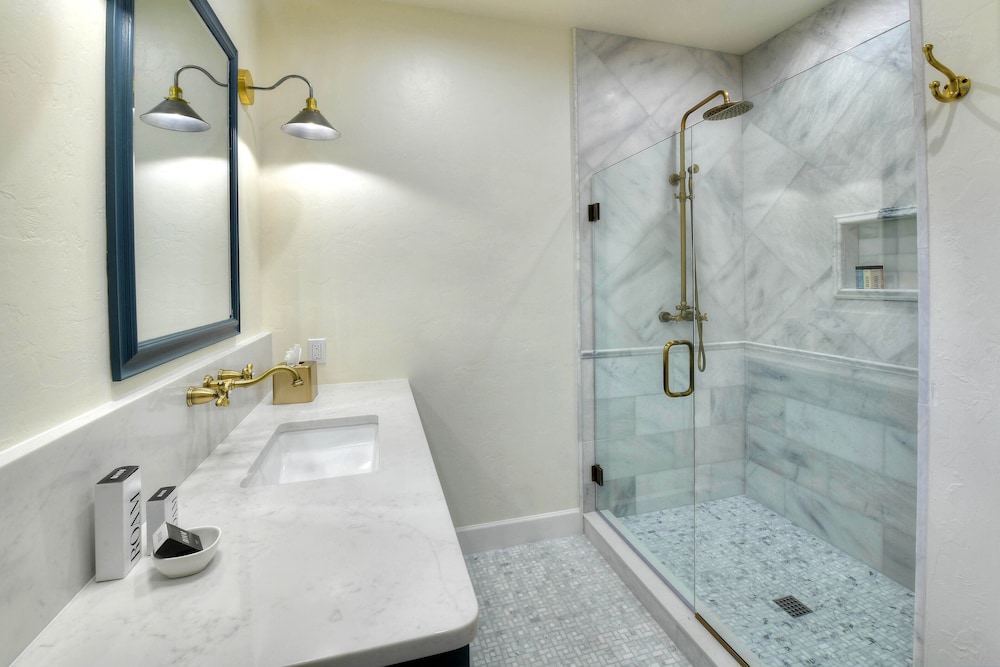 The Armory Park Inn - photo 28