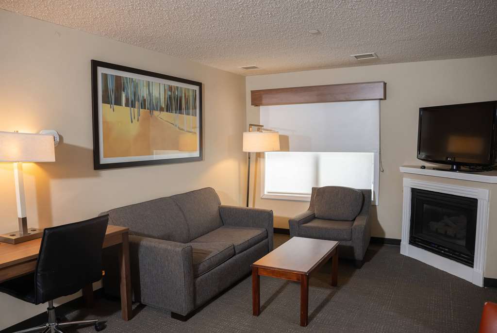 Hawthorn Suites BY Wyndham Erie - photo 11
