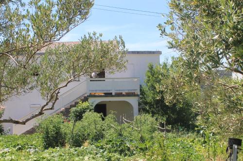 Apartments 501 spacious and bright apartment on island of Rab — 4-Star Luxury Hotel in Rab, Croatia