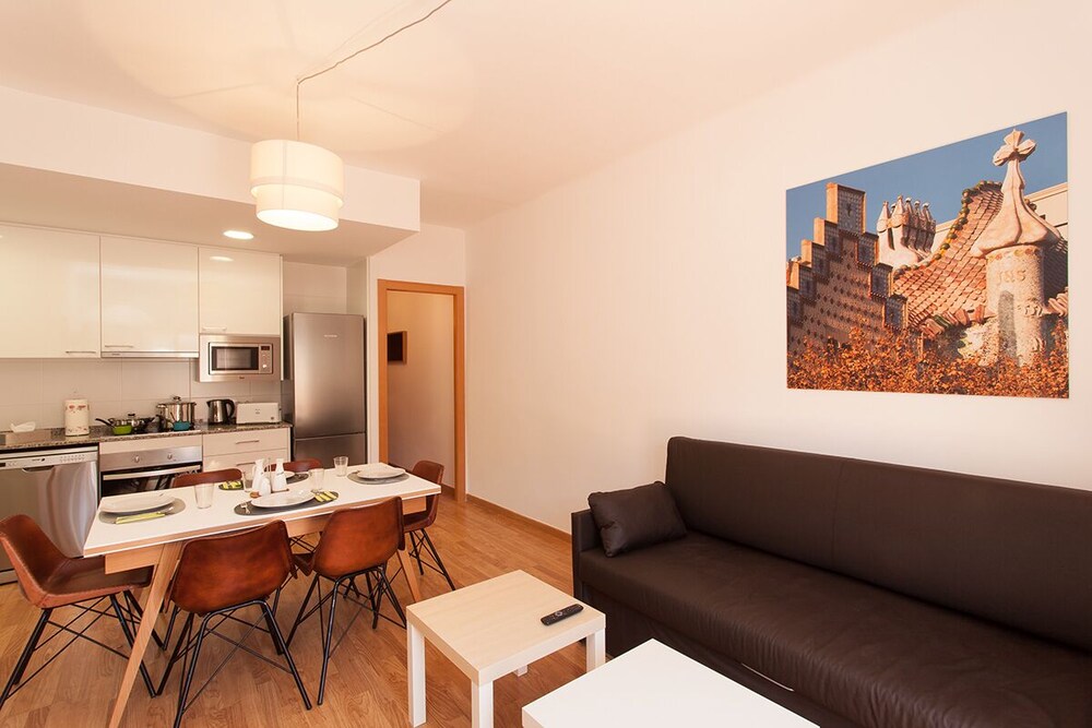 Ola Living Sagrada Familia — 4-Star Luxury Hotel in Barcelona, Spain