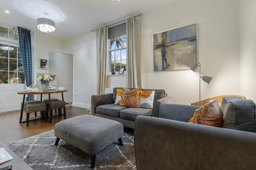 No 6 Wisteria Cottage Pass the Keys — 4-Star Luxury Hotel in York, United Kingdom