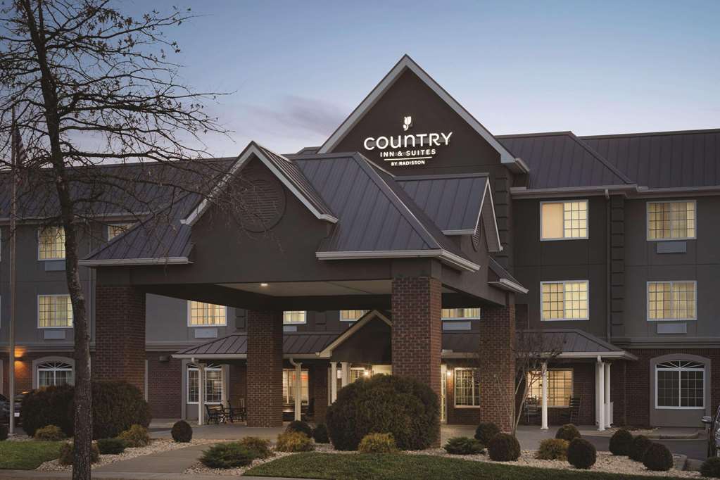 Garner Hotel Madison Huntsville Airport by IHG - photo 2