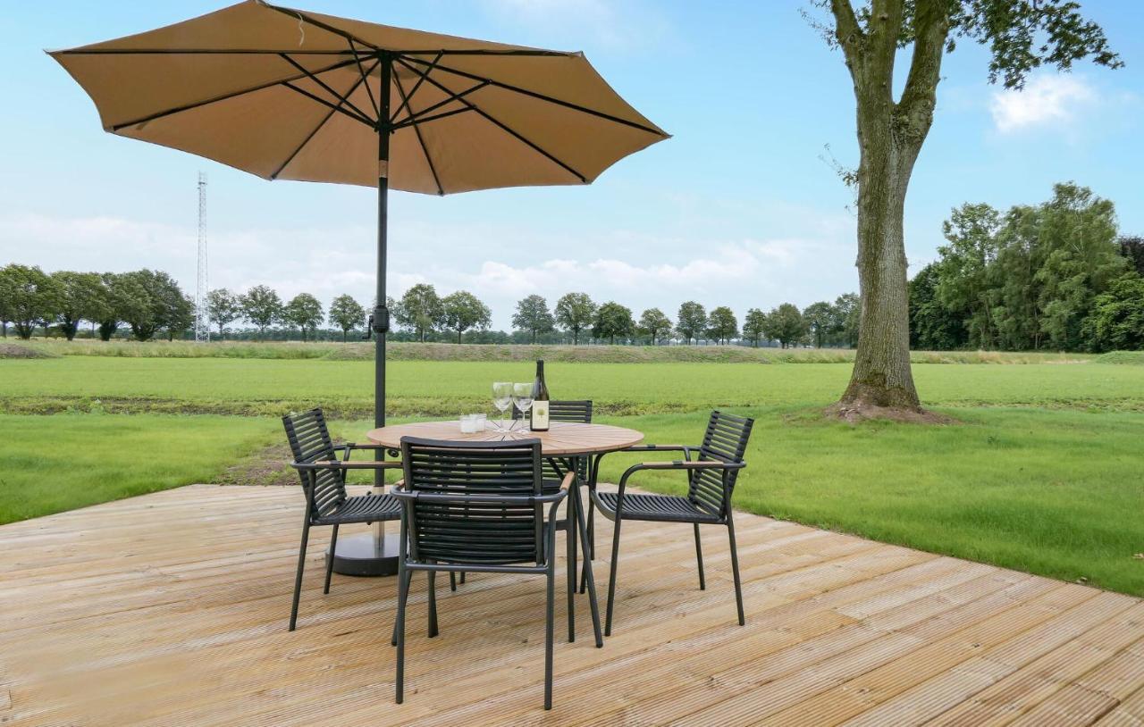 2 Bedroom Pet Friendly Home In Afferden — 5-Star Luxury Hotel in Afferden, Netherlands