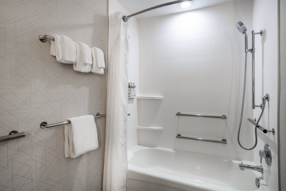 Holiday Inn Express Hotel & Suites New Tampa I 75 by IHG - photo 8