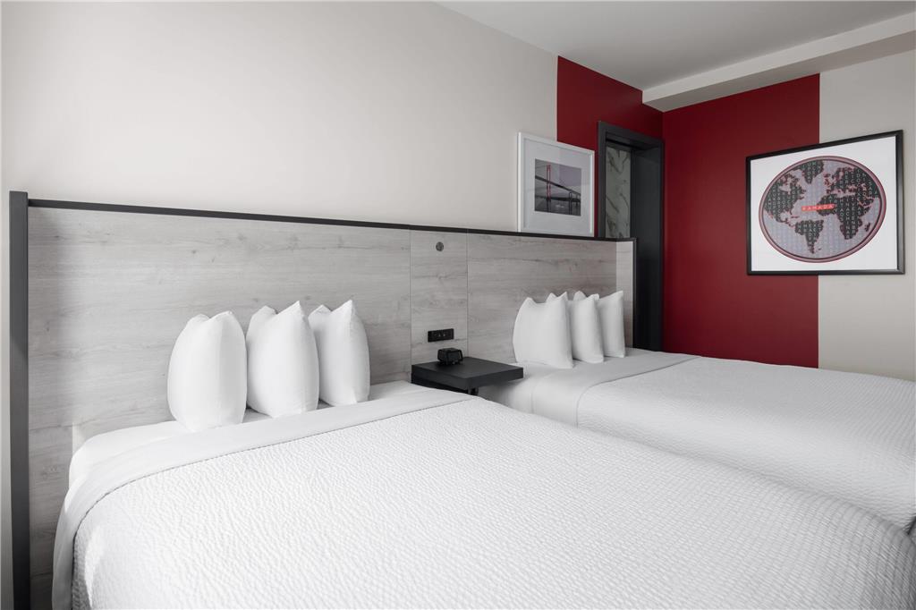 Ramada by Wyndham Brooklyn Near Flatbush - photo 25