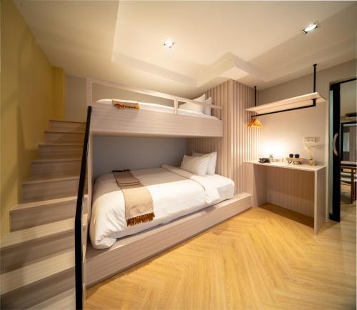 Triple Four — 4-Star Luxury Hotel in Bangkok, Thailand