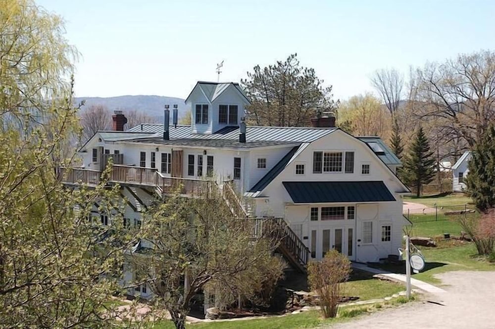 Windham Hill Inn in Stockbridge, United States