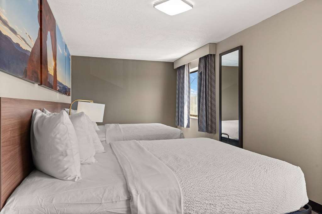 Days Inn by Wyndham Albuquerque I 25 - photo 43