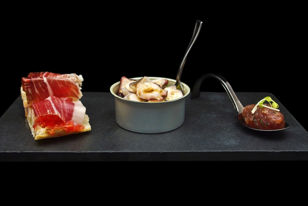 מזון ומשקאות