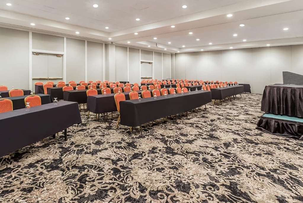 Wyndham Houston near NRG Park Medical Center - photo 32