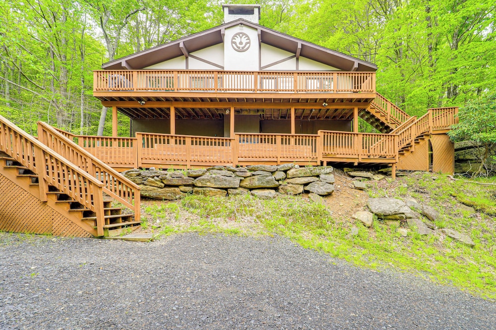 Hike Ski & Unwind: Woodsy Beech Mountain Retreat - photo 26