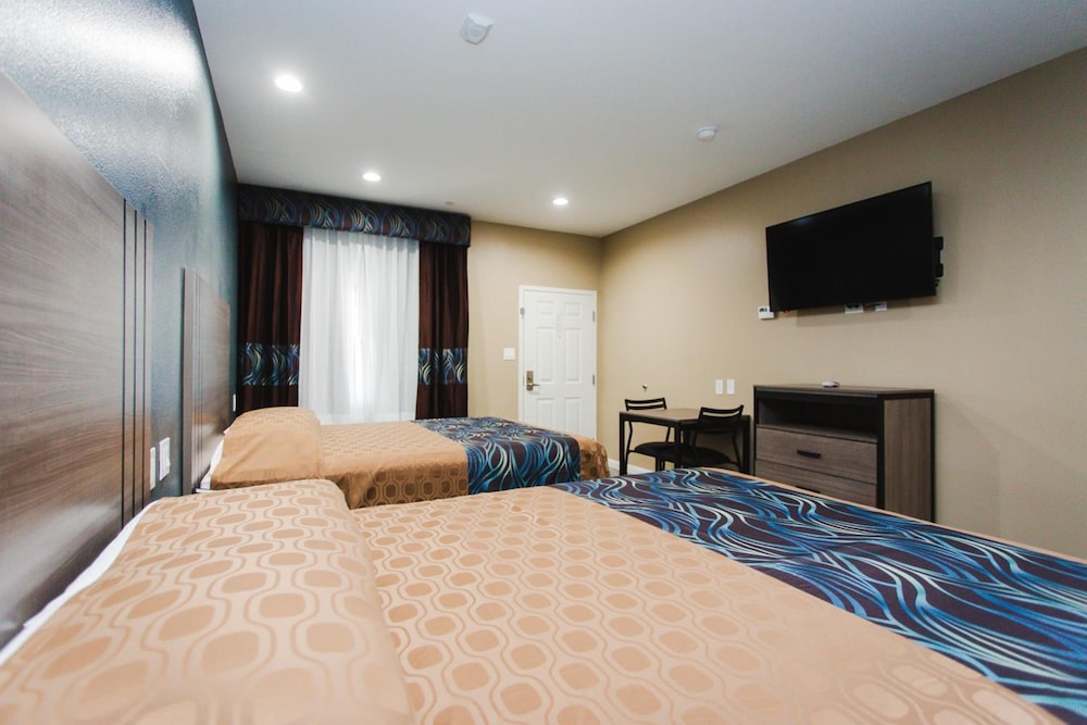 Budget Host Inn and Suites - photo 18
