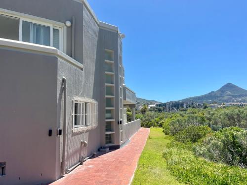BeachFront Designer Villa in Secure Estate