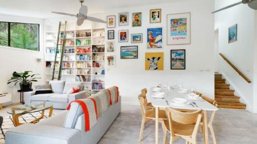 'Bouddi Bush and Bay Retreat' by HolidayCo — hotel in Bensville