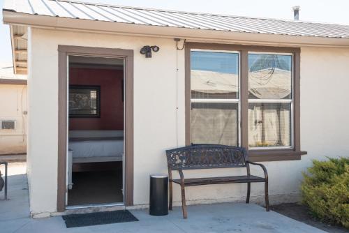 Historic Route 66 Motel - photo 9