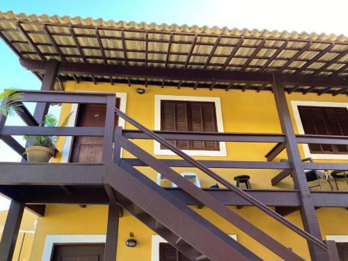 Excelente apt 03 qts Cabo Frio Braga Praia do Forte caução garantia de 400 00 WiFi grátis ar condicionado em dois quartos — 4-Star Luxury Hotel in Cabo Frio, Brasil