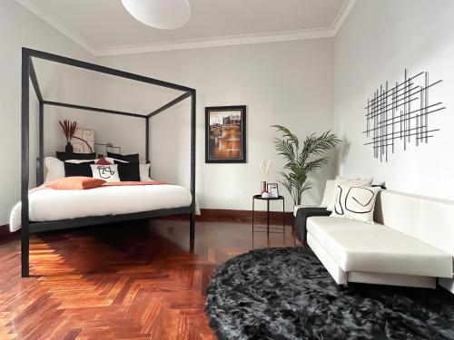 Maison Caesar Exclusive Apartment 115 m2 — 4-Star Luxury Hotel in Rome, Italy