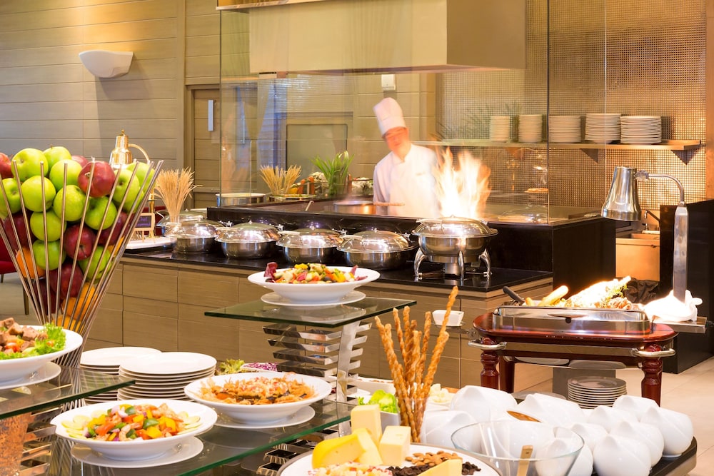 מזון ומשקאות